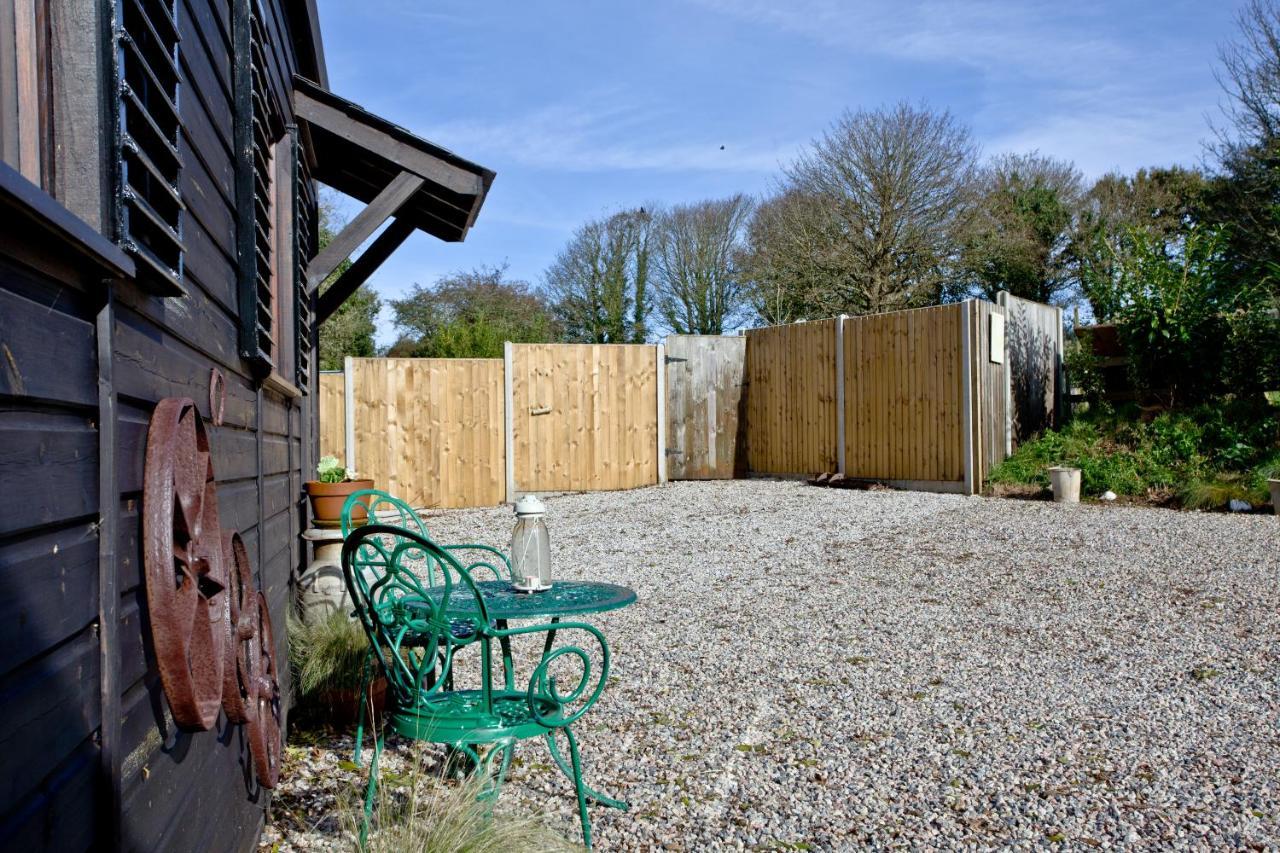 The Cabin At Hillhead Farm St Columb Major Exteriör bild